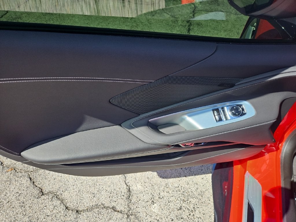 2025 Chevrolet Corvette E-Ray 1LZ