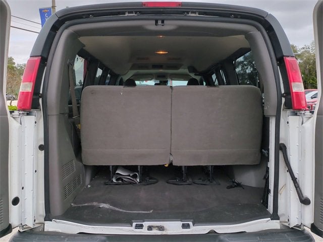 2020 Chevrolet Express Passenger 3500 1LT