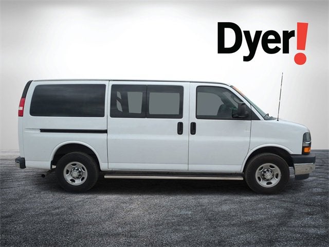 2020 Chevrolet Express Passenger 3500 1LT