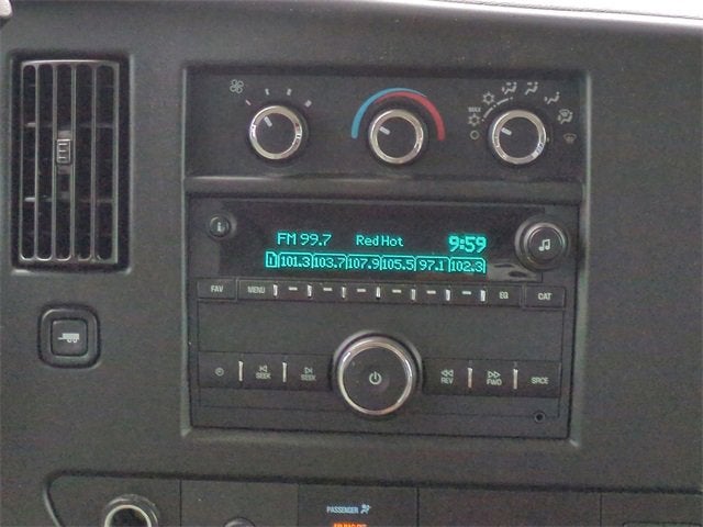 2020 Chevrolet Express Passenger 3500 1LT