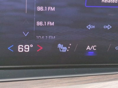 2025 Chevrolet Suburban LT