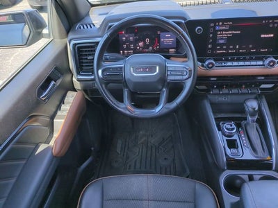 2024 GMC Canyon AT4