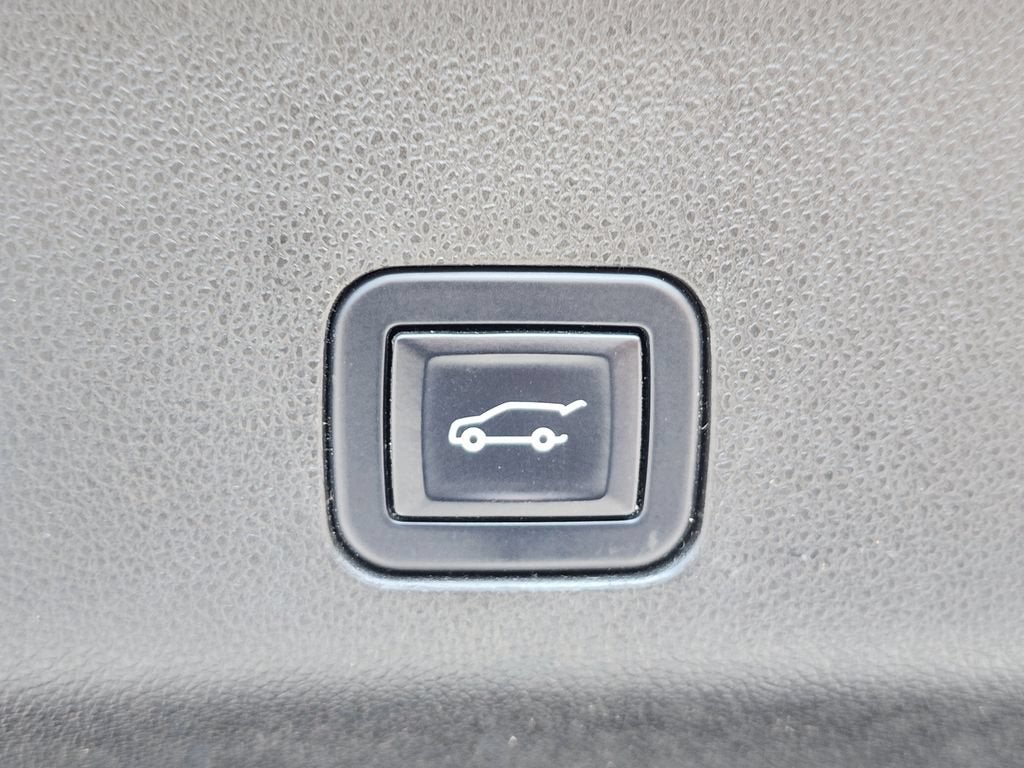 2022 Cadillac Escalade ESV Premium Luxury