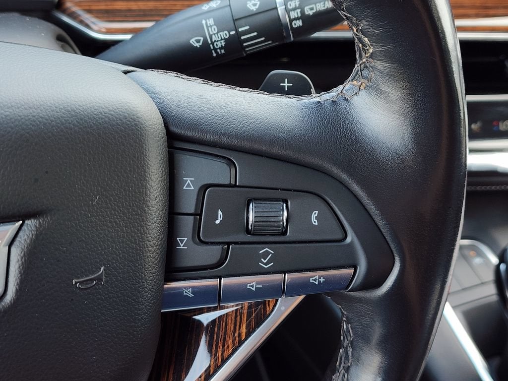 2022 Cadillac Escalade ESV Premium Luxury