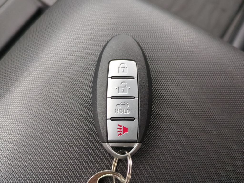 2023 Nissan Frontier S
