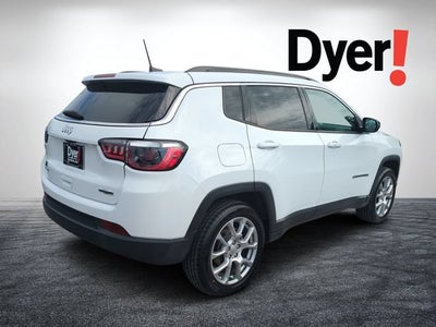 2022 Jeep Compass Latitude Lux