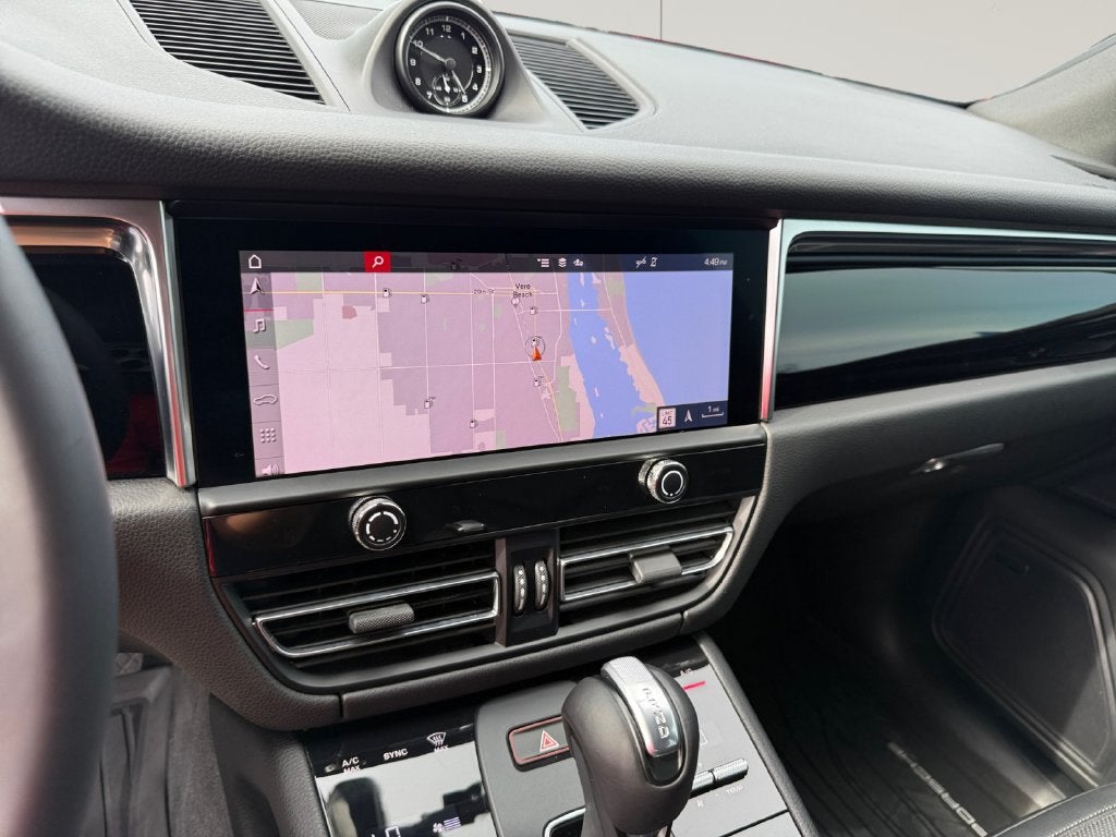 2024 Porsche Macan NA