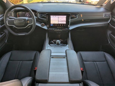 2025 Jeep Wagoneer Series II Carbide