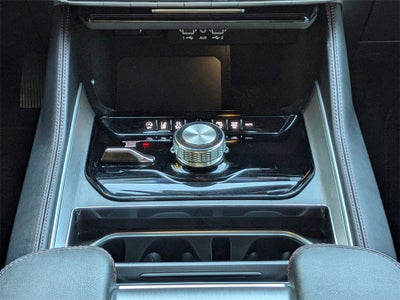 2025 Jeep Wagoneer Series II Carbide