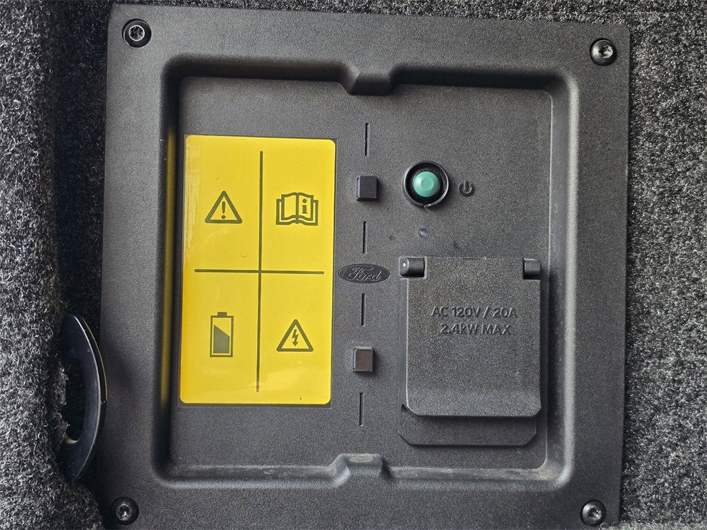 2023 Ford F-150 Lightning Pro