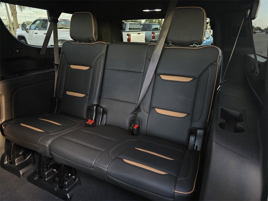 2024 GMC Yukon XL AT4