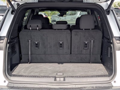 2024 Chevrolet Traverse LS