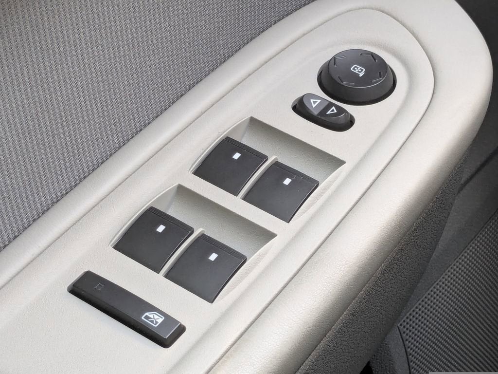 2012 Chevrolet Traverse LS