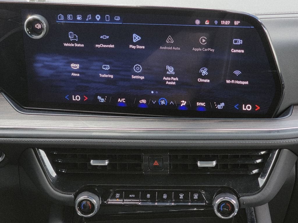 2025 Chevrolet Suburban LT