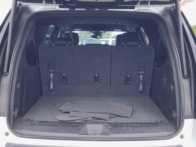 2025 Chevrolet Suburban LT