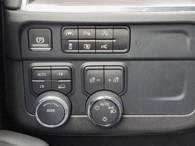 2025 Chevrolet Suburban LT