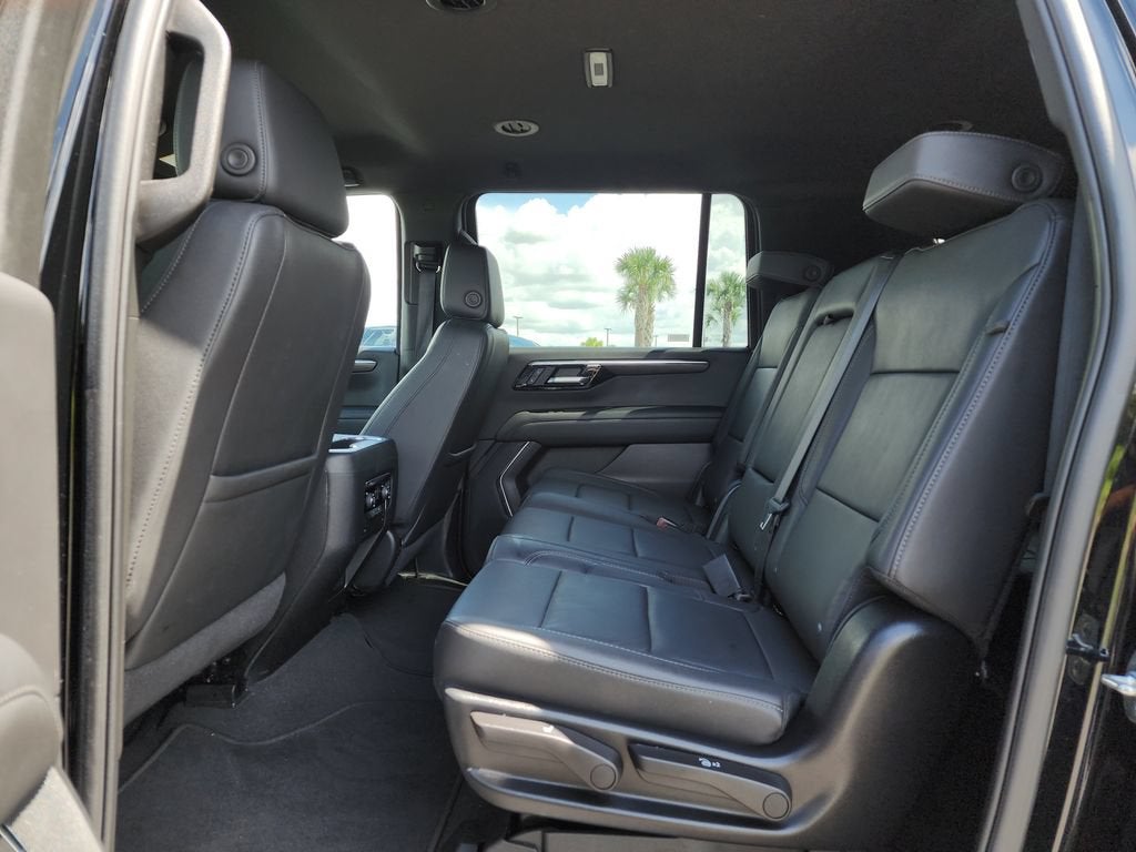 2025 Chevrolet Suburban Z71
