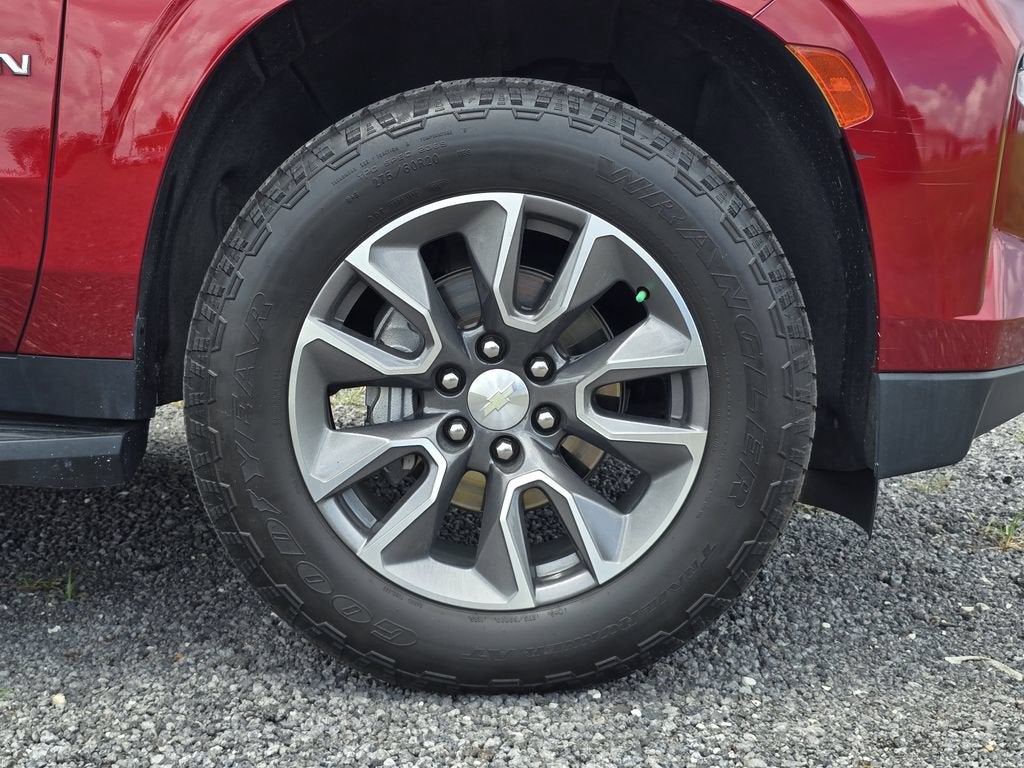 2022 Chevrolet Suburban LT