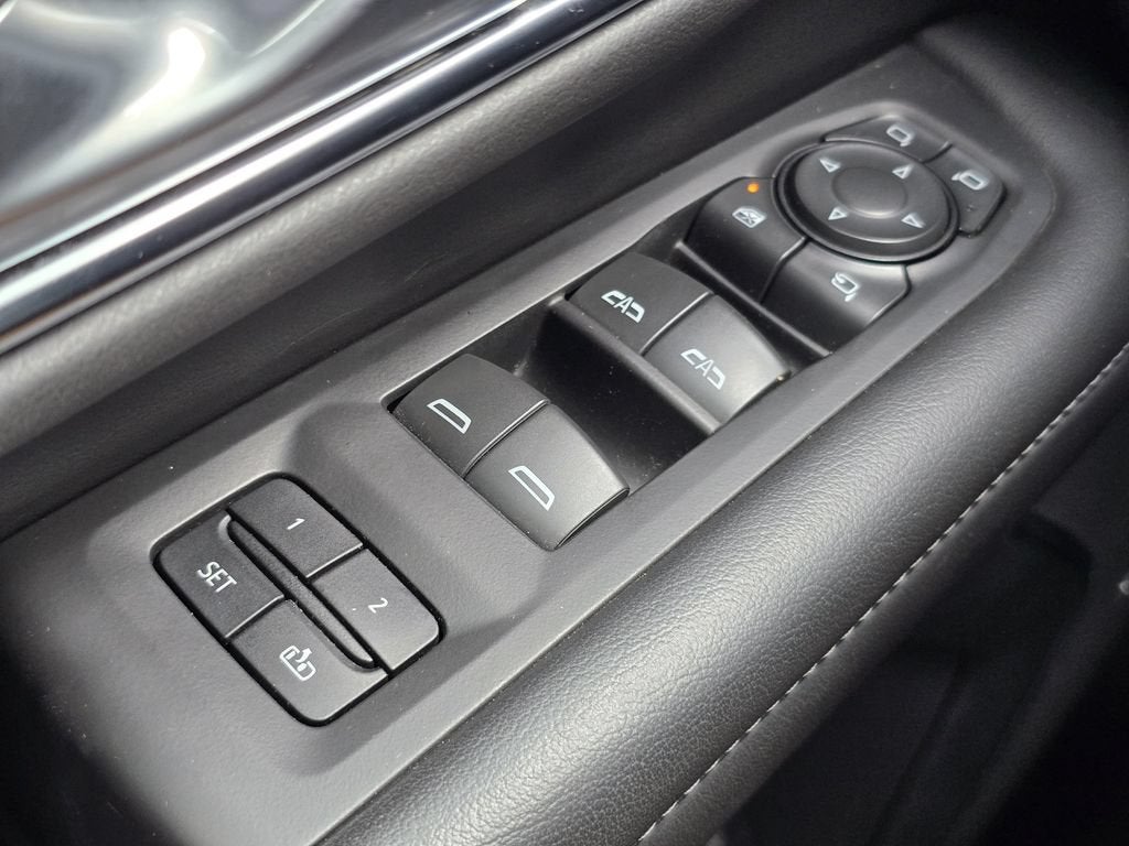 2022 Chevrolet Suburban LT