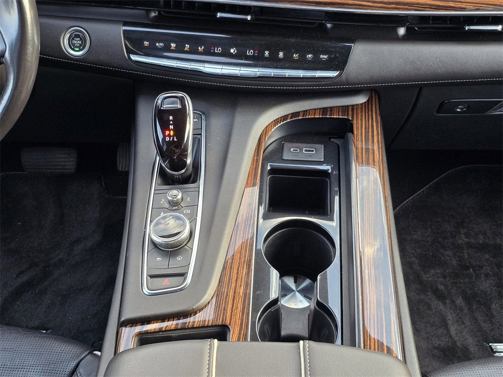 2022 Cadillac Escalade ESV Premium Luxury