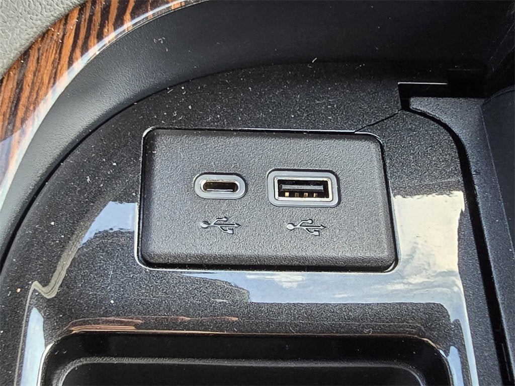 2022 Cadillac Escalade ESV Premium Luxury