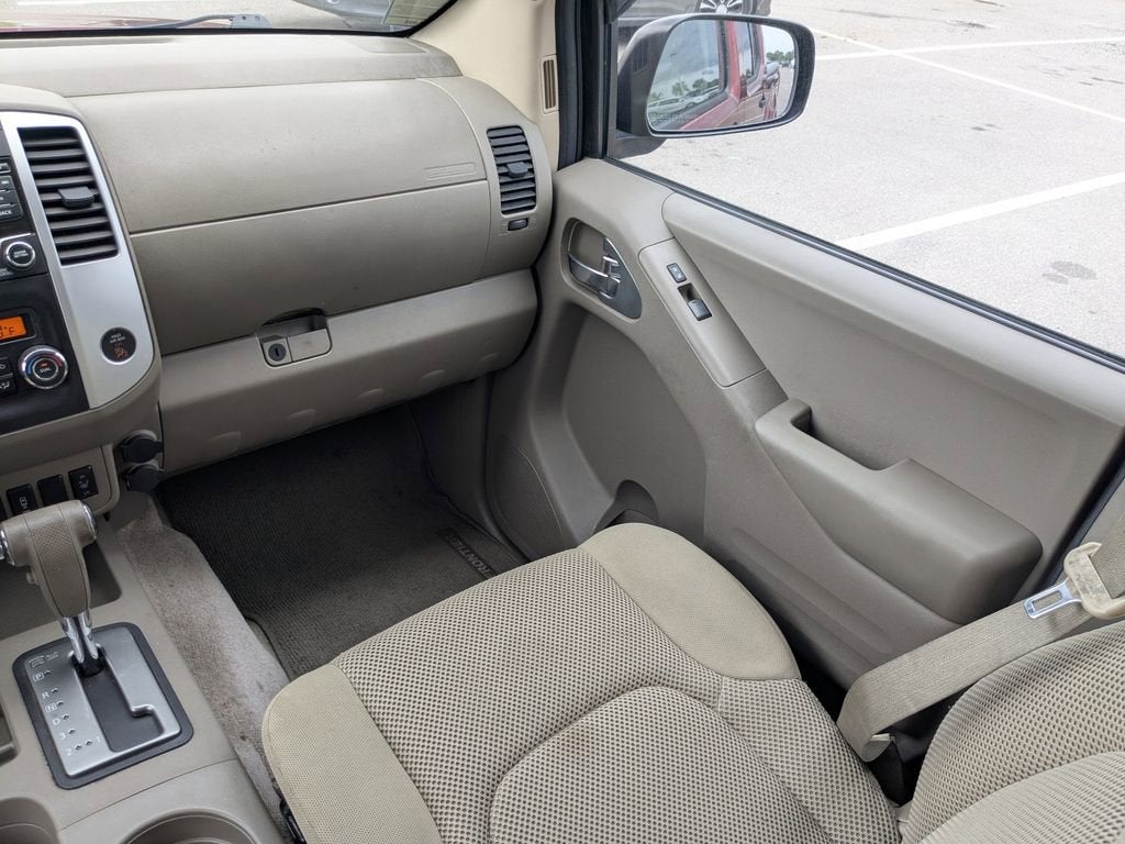 2015 Nissan Frontier SV