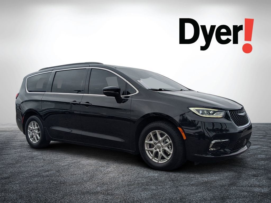 2022 Chrysler Pacifica Touring L