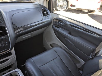 2015 Chrysler Town & Country Touring-L