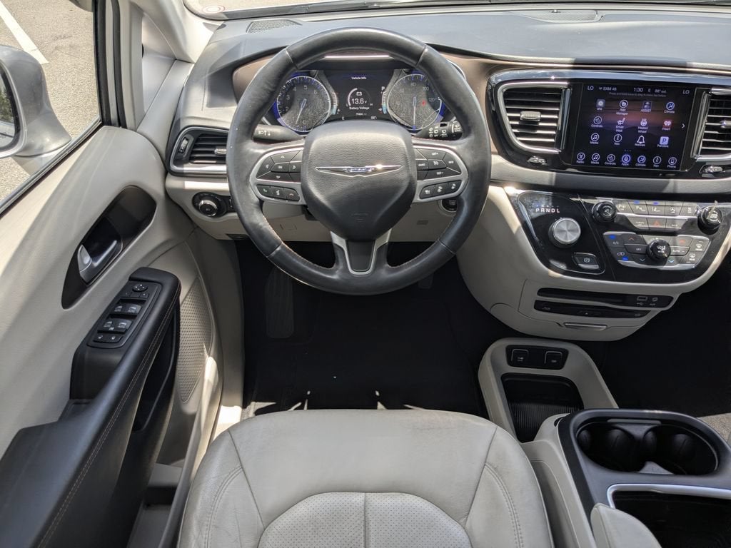 2017 Chrysler Pacifica Touring-L Plus