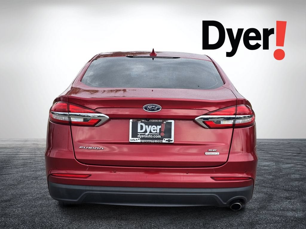 2020 Ford Fusion SE