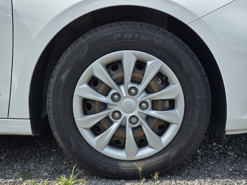 2022 Kia Forte FE