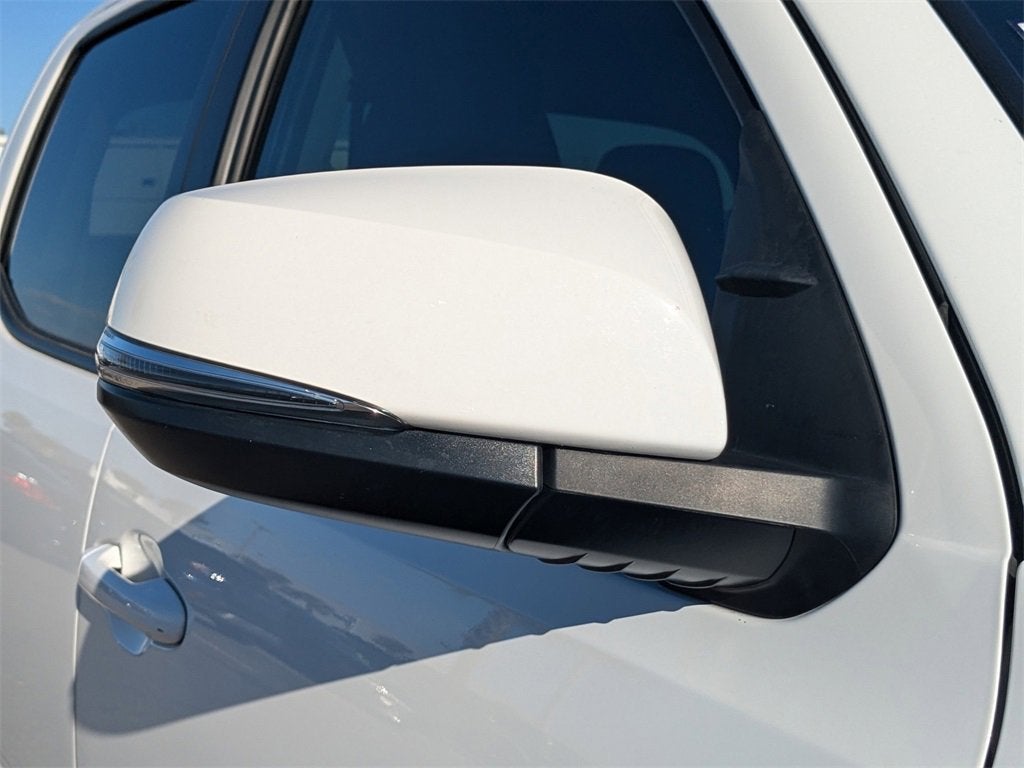 2023 Toyota Tacoma 2WD SR5