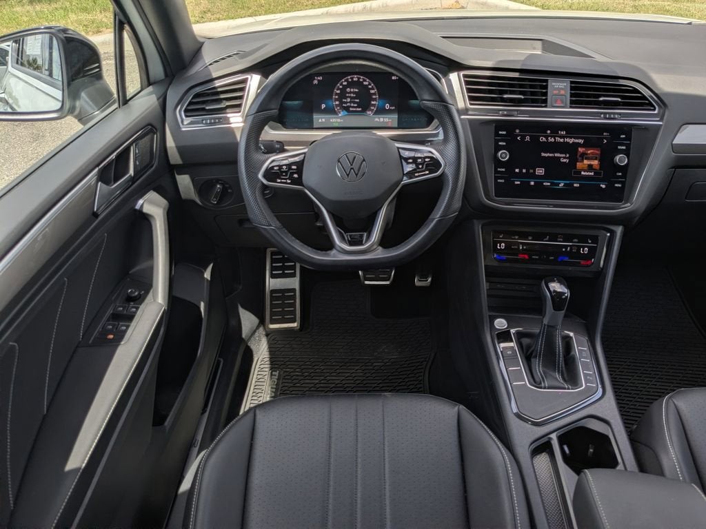 2023 Volkswagen Tiguan SE R-Line Black