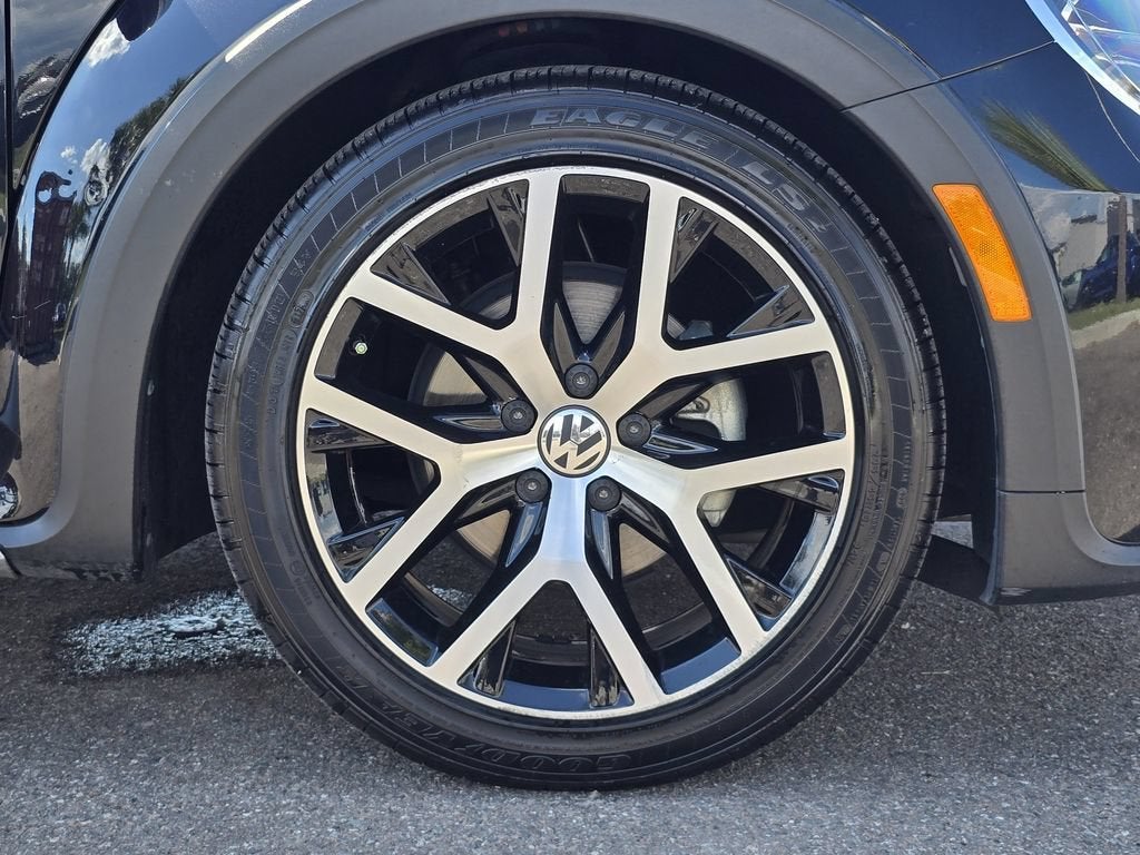 2017 Volkswagen Beetle Convertible 1.8T Dune