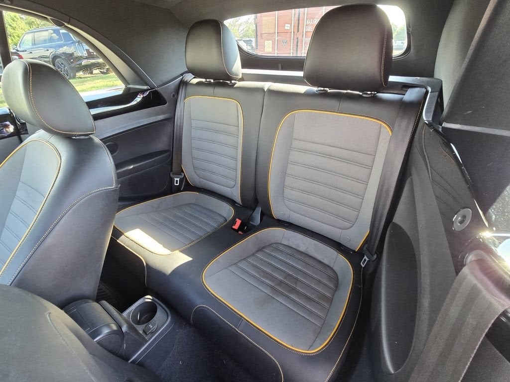 2017 Volkswagen Beetle Convertible 1.8T Dune