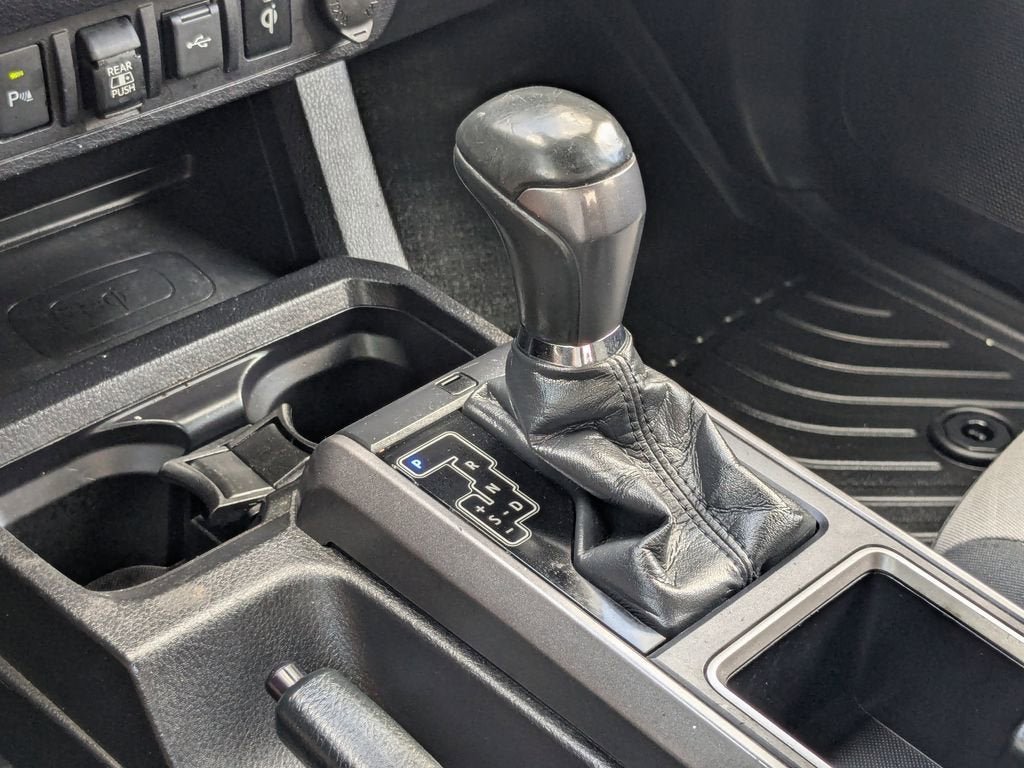 2021 Toyota Tacoma 2WD SR5