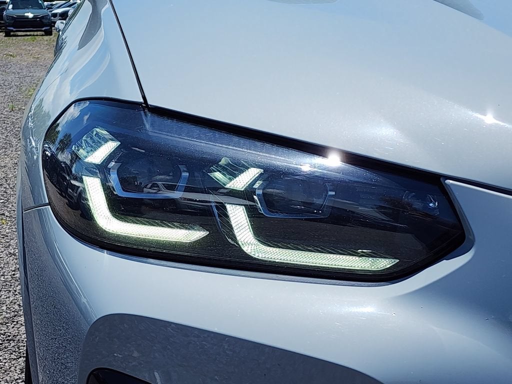 2023 BMW X4 M40i
