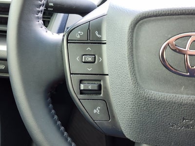 2025 Toyota Prius LE