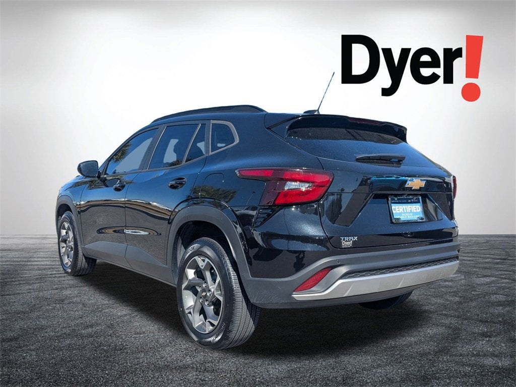 2025 Chevrolet Trax LT