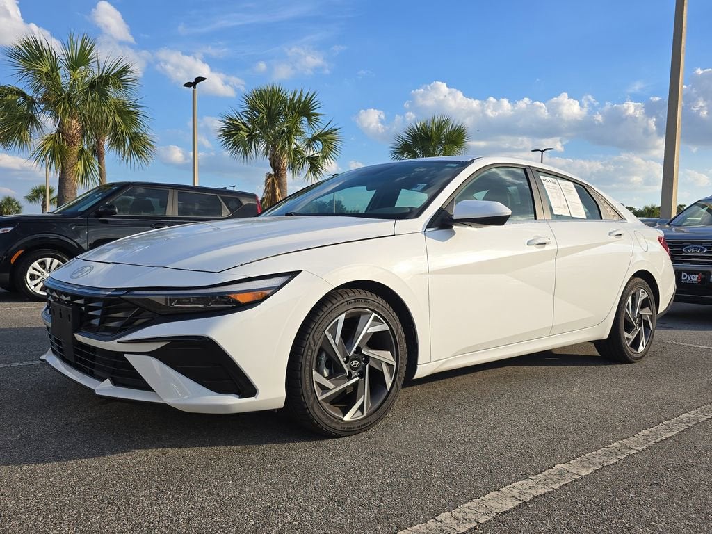 2025 Hyundai Elantra SEL Convenience