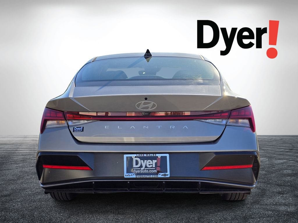 2025 Hyundai Elantra SEL Convenience