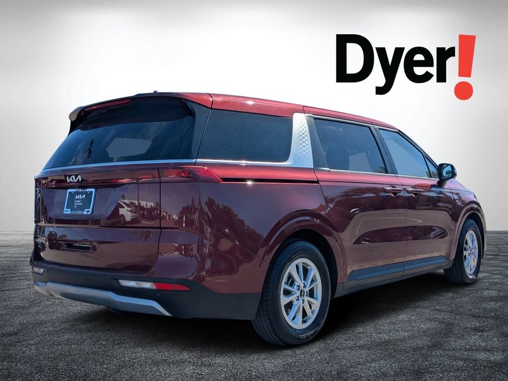 2024 Kia Carnival LX