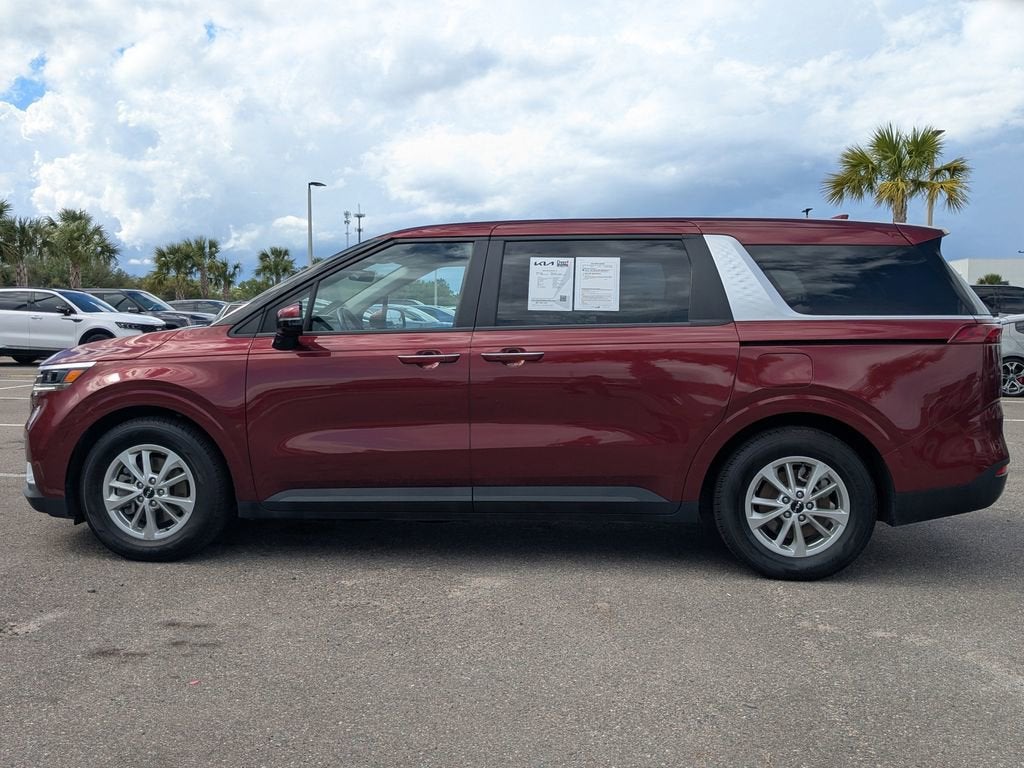 2024 Kia Carnival LX