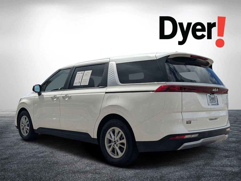 2024 Kia Carnival LX