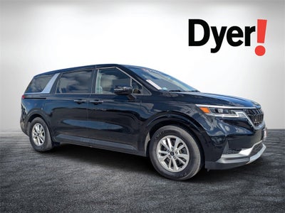 2024 Kia Carnival LX