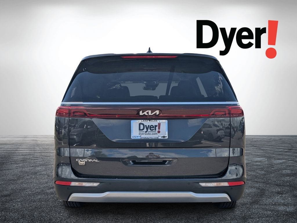 2024 Kia Carnival LX