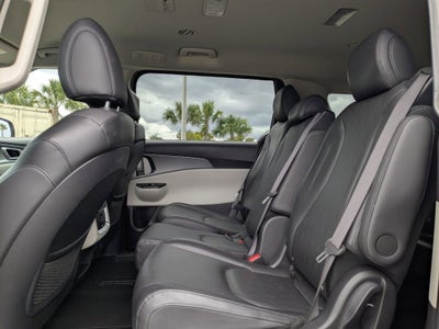 2024 Kia Carnival LX