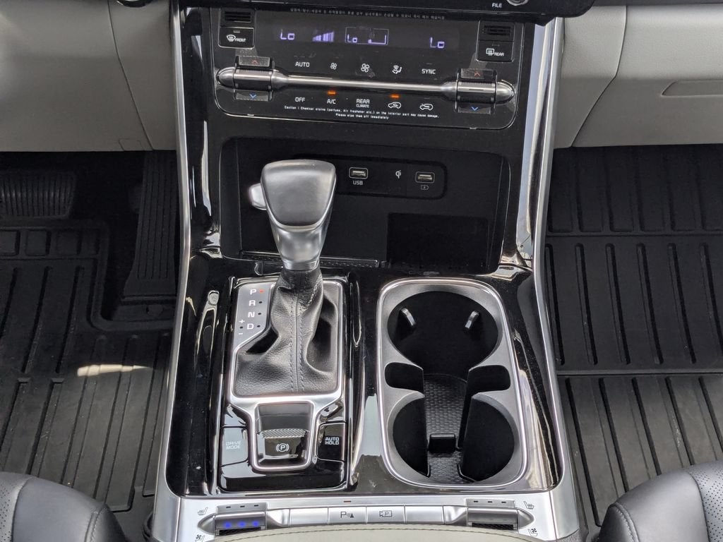 2024 Kia Carnival SX