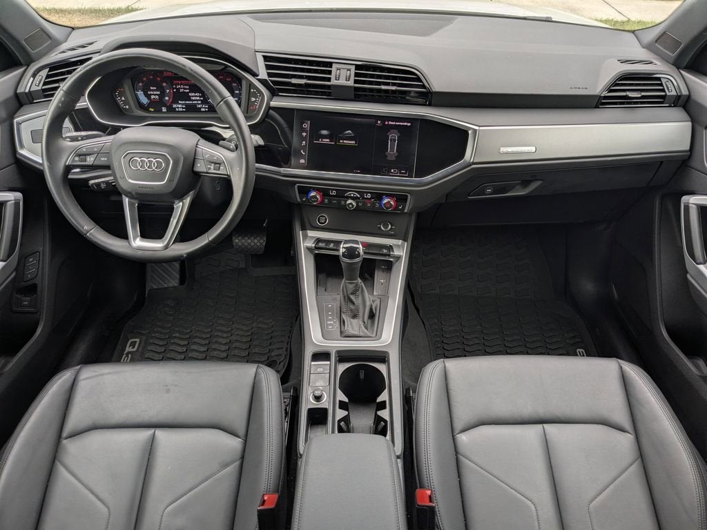 2024 Audi Q3 S line Premium