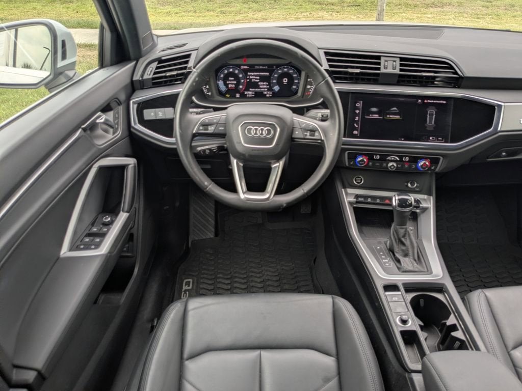 2024 Audi Q3 S line Premium